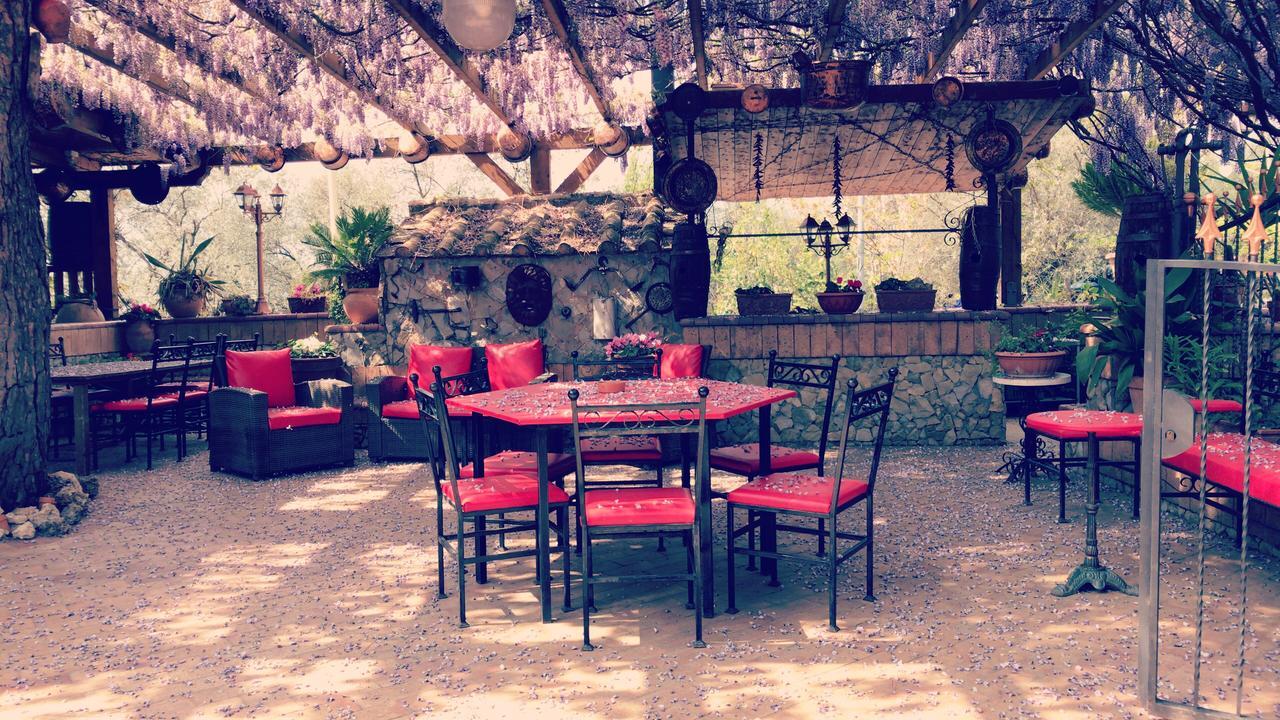 Montecorvino Pugliano Resort Le Parisien المظهر الخارجي الصورة