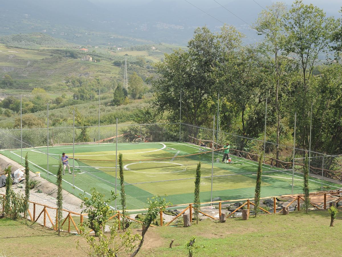 Montecorvino Pugliano Resort Le Parisien المظهر الخارجي الصورة